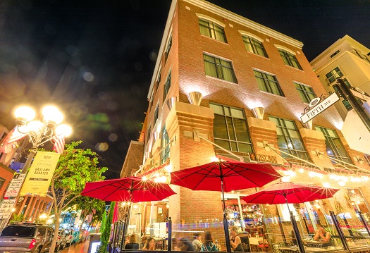 Best Downtown San Diego Late-Night Spots to Eat after Clubbing
