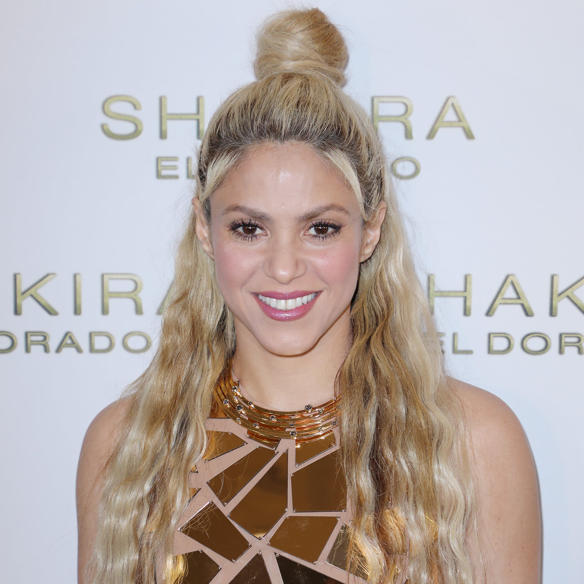 Most Searched Artist on Google This Year is a Latina! #Shak